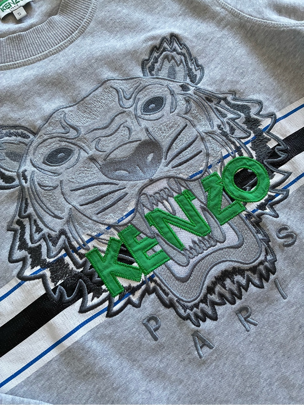 KENZO Women’s Light Gray  Embroidered Tiger Logo Sweatshirt - Picture 3 of 16